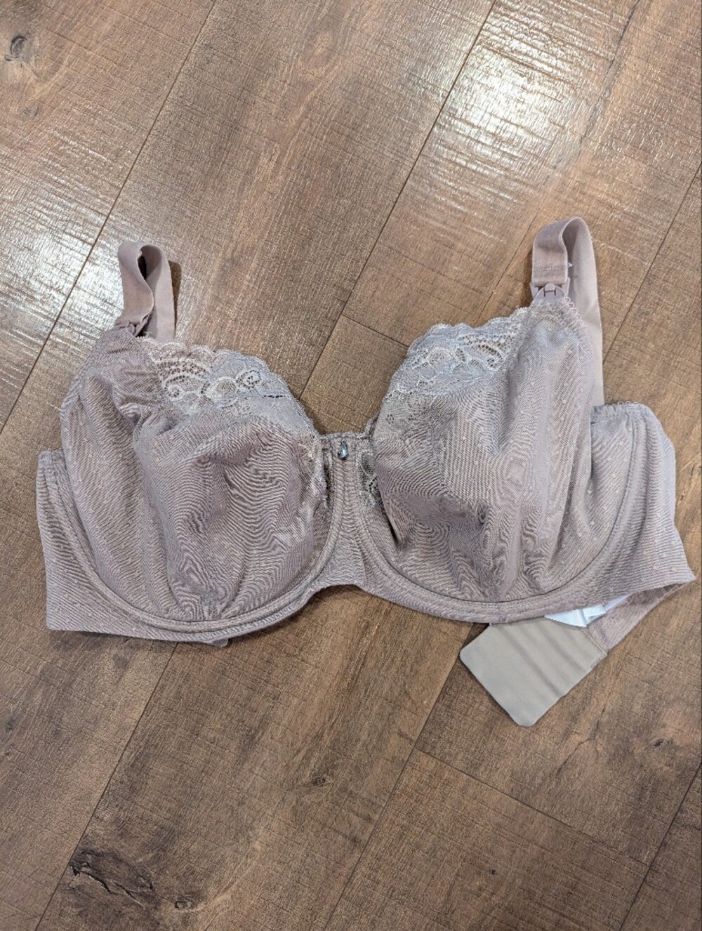 38J Lace Maternity/ Nursing Bra By Cake Maternity